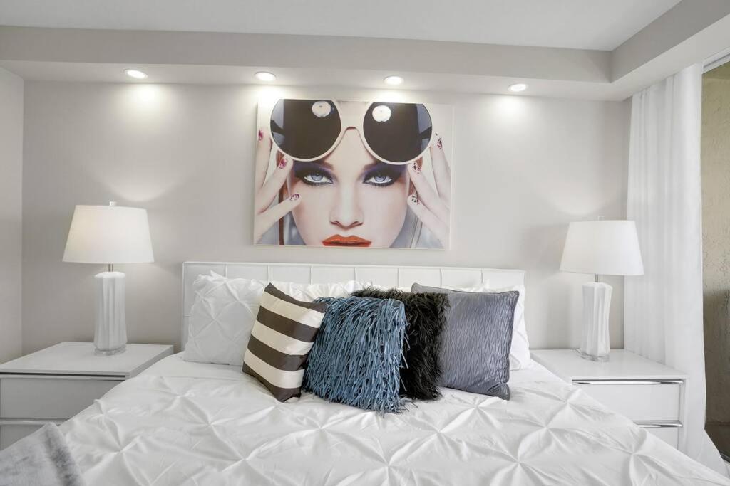 Superstar! Penthouse With Water And Park Views! Apartment *