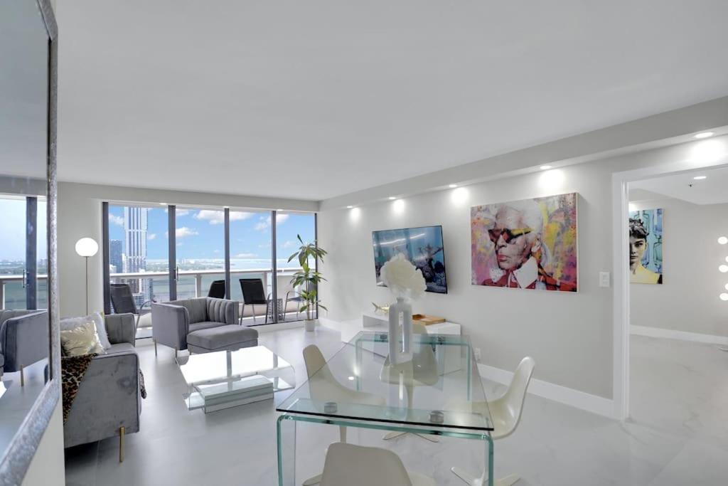 Apartment Superstar! Penthouse With Water And Park Views! Miami